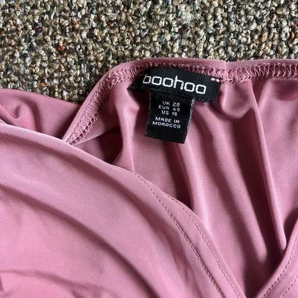 Boohoo Two Piece Pink Dress Set - Picture 2 of 4